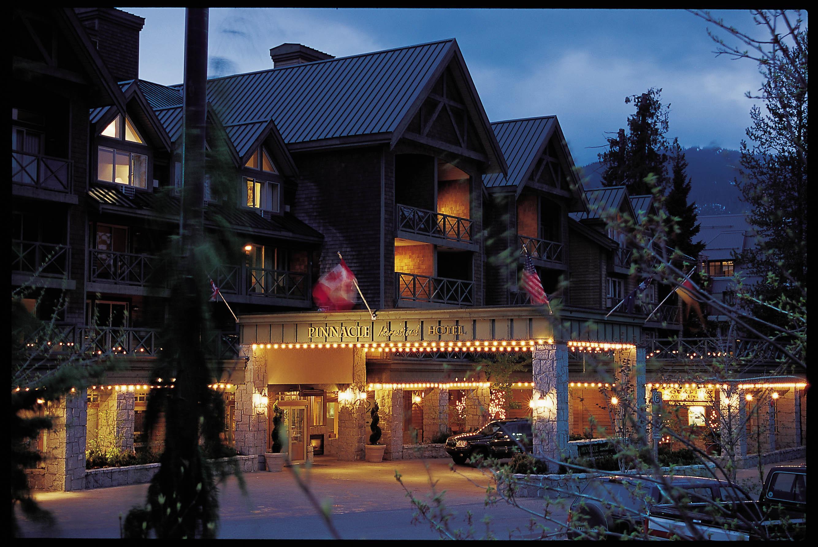 Pinnacle Hotel Whistler Exteriér fotografie