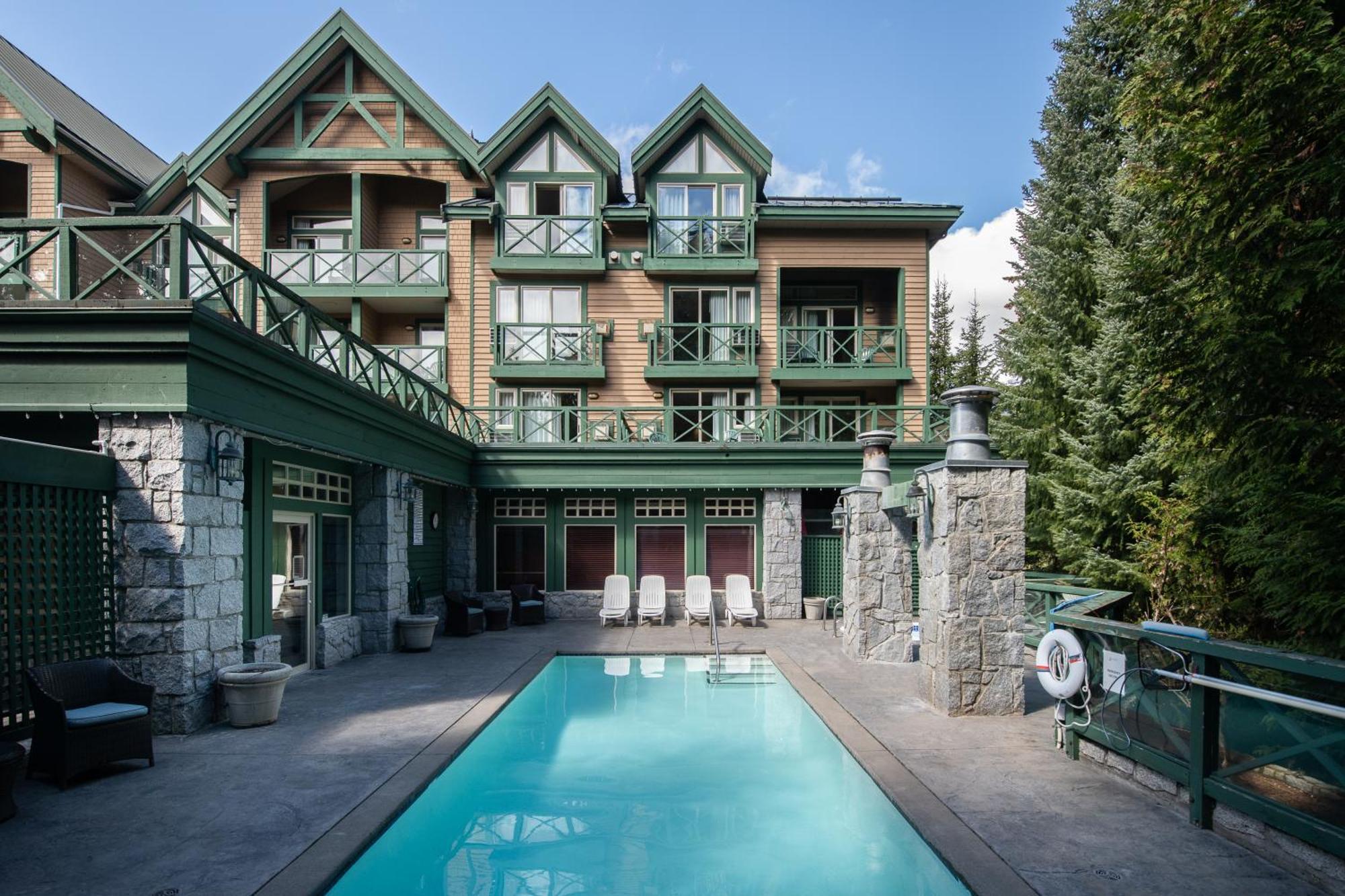 Pinnacle Hotel Whistler Exteriér fotografie
